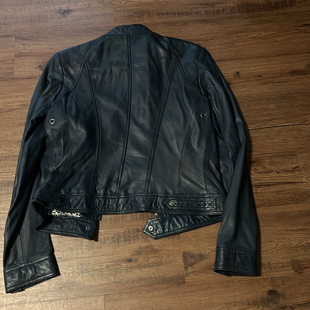 Leather jacket - Picture 2 of 2